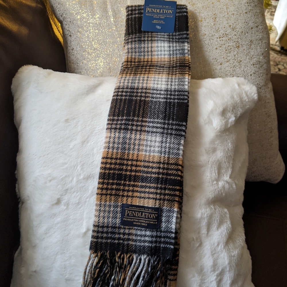 Pendleton whisperwool muffler scarf